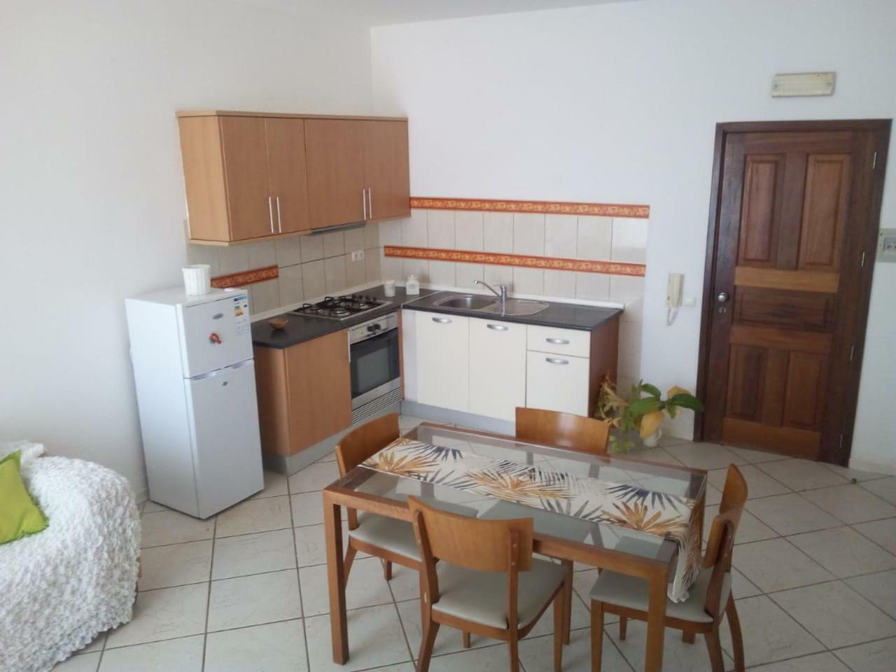 Good Value Low Cost Apartment Second Beach Line Santa Maria Exterior photo